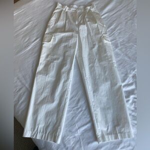 Olivaceous White Cargo Pants Size Small